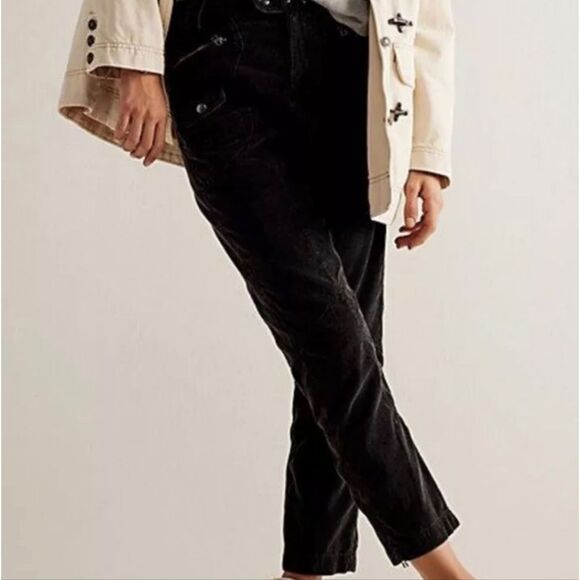 Free People High Gear Moto Pants‎ Utility Soft Cord Zip Pockets Black 12 tapered - Picture 1 of 10
